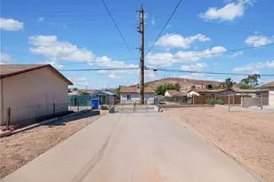 661 W Buena Vista, Barstow, CA 92311 - Photo 23