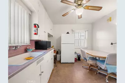 661 W Buena Vista, Barstow, CA 92311 - Photo 13