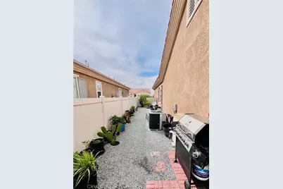 10485 Nobleton Rd., Apple Valley, CA 92308 - Photo 23