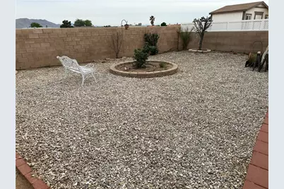 22241 Nisqually #67, Apple Valley, CA 92308 - Photo 11