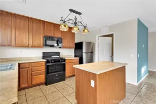 16572 Don Quijote, Victorville, CA 92395 - Photo 11