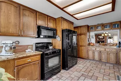 13460 Chinquapin, Victorville, CA 92395 - Photo 19