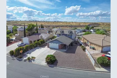 13870 Evergreen, Victorville, CA 92395 - Photo 37
