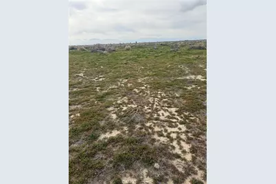 82 E Avenue J2, Lancaster, CA 93535 - Photo 5