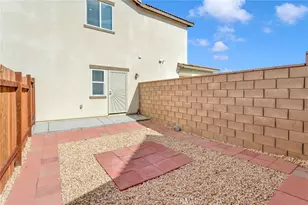 13028 Sierra Madre Ct, Victorville, CA 92394 - Photo 19