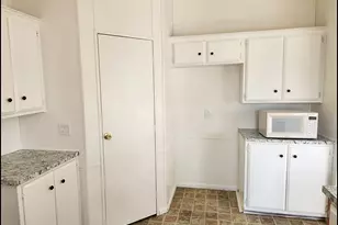 12232 Sheep Creek, Phelan, CA 92371 - Photo 29