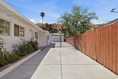 1964 Wright Street, Pomona, CA 91766 - Photo 31