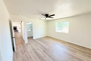 15807 Sitting Bull, Victorville, CA 92395 - Photo 21
