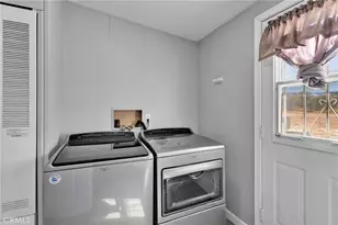 8074 Mira Mar Rd, Phelan, CA 92371 - Photo 27