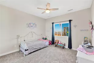 9926 Fir St, Oak Hills, CA 92344 - Photo 17