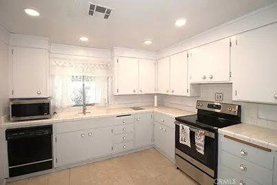 2494 W #32 Main Street #32, Barstow, CA 92311 - Photo 11