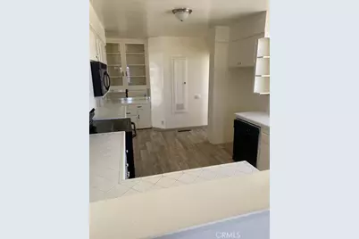 137 W Fredricks, Barstow, CA 92311 - Photo 5