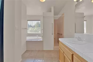 8626 Coyote Trail, Oak Hills, CA 92344 - Photo 29