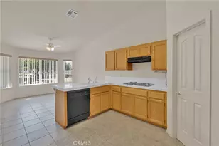 8626 Coyote Trail, Oak Hills, CA 92344 - Photo 17