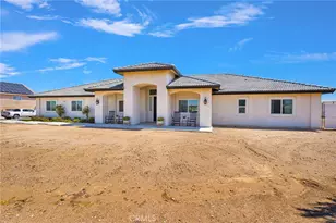 8421 Macron, Oak Hills, CA 92344 - Photo 3