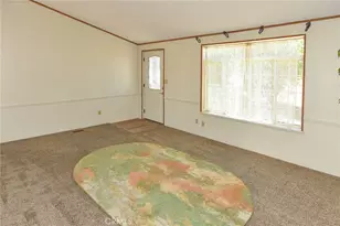 12133 Buttonwood, Phelan, CA 92371 - Photo 11