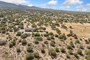 984 Pinon Rd, Pinon Hills, CA 92372 - Photo 61