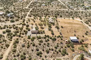 984 Pinon Rd, Pinon Hills, CA 92372 - Photo 63