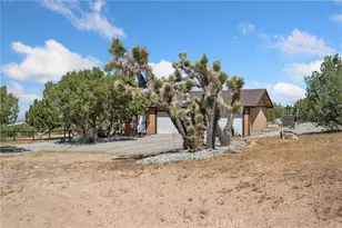 984 Pinon Rd, Pinon Hills, CA 92372 - Photo 47