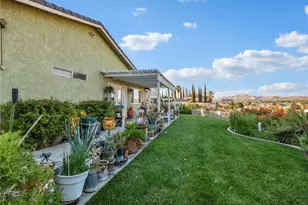 17990 Fremontia, Victorville, CA 92395 - Photo 13