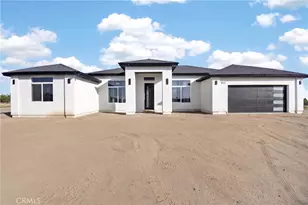 4084 Chevoit, Phelan, CA 92371 - Photo 11