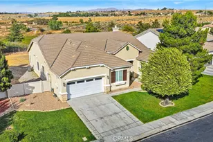 10854 Aster, Apple Valley, CA 92308 - Photo 13