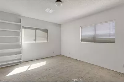 14637 Sequoia, Hesperia, CA 92345 - Photo 37