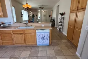 10485 Glen Oaks Ln, Apple Valley, CA 92308 - Photo 15