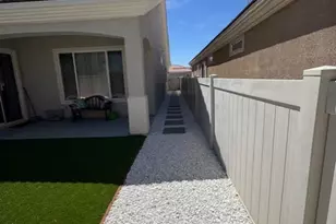 10485 Glen Oaks Ln, Apple Valley, CA 92308 - Photo 25