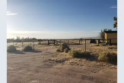 47864 Derwent Drive, Newberry Springs, CA 92365 - Photo 3
