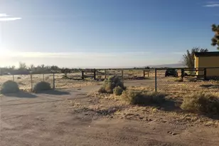 47864 Derwent Dr, Newberry Springs, CA 92365 - Photo 3