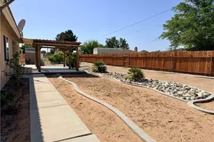 20158 Yucca Loma Rd, Apple Valley, CA 92307 - Photo 45