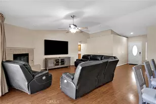 17594 Bangor, Hesperia, CA 92345 - Photo 7