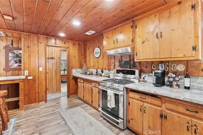 1116 Lark Road, Wrightwood, CA 92397 - Photo 17
