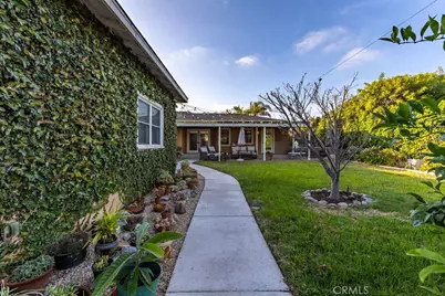 1121 Vista Way, Oceanside, CA 92054 - Photo 1