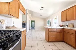 11837 11th, Hesperia, CA 92345 - Photo 9