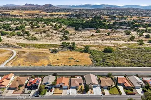 13959 Driftwood, Victorville, CA 92395 - Photo 37