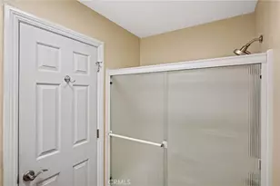 9223 Macron St, Oak Hills, CA 92344 - Photo 31
