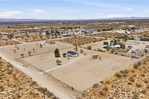 12421 Desert View Rd, Pinon Hills, CA 92372 - Photo 5