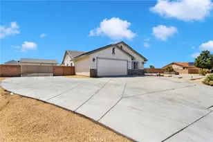 13330 Paraiso Rd, Apple Valley, CA 92308 - Photo 5