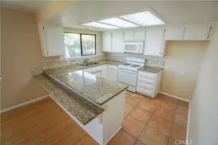 18085 Pier, Victorville, CA 92395 - Photo 9