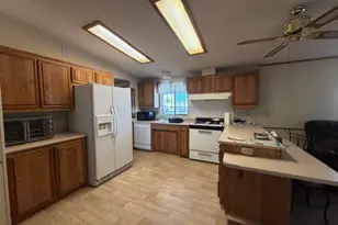 701 Montara, Barstow, CA 92311 - Photo 13