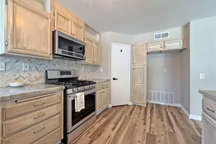 10575 Teakwood Way, Adelanto, CA 92301 - Photo 17