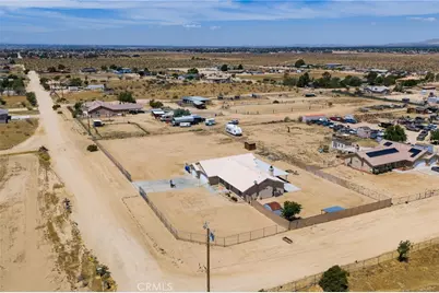 22772 Lancelet, Apple Valley, CA 92308 - Photo 51