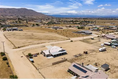 22772 Lancelet, Apple Valley, CA 92308 - Photo 53