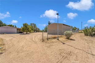 10532 Acanthus St, Phelan, CA 92371 - Photo 45