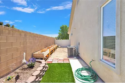 10676 Lanigan, Apple Valley, CA 92308 - Photo 31