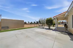 14083 Pawnee Rd, Apple Valley, CA 92307 - Photo 23