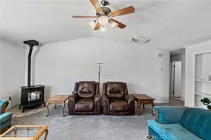 8837 Malpaso Rd, Phelan, CA 92371 - Photo 11