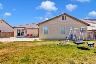 13912 Pinellia, Hesperia, CA 92344 - Photo 33